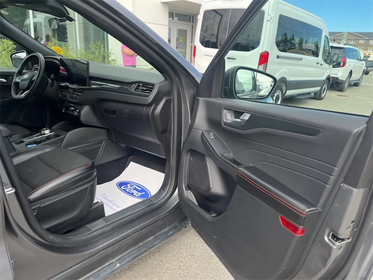 2023 Ford Escape ST-Line Select Main Image