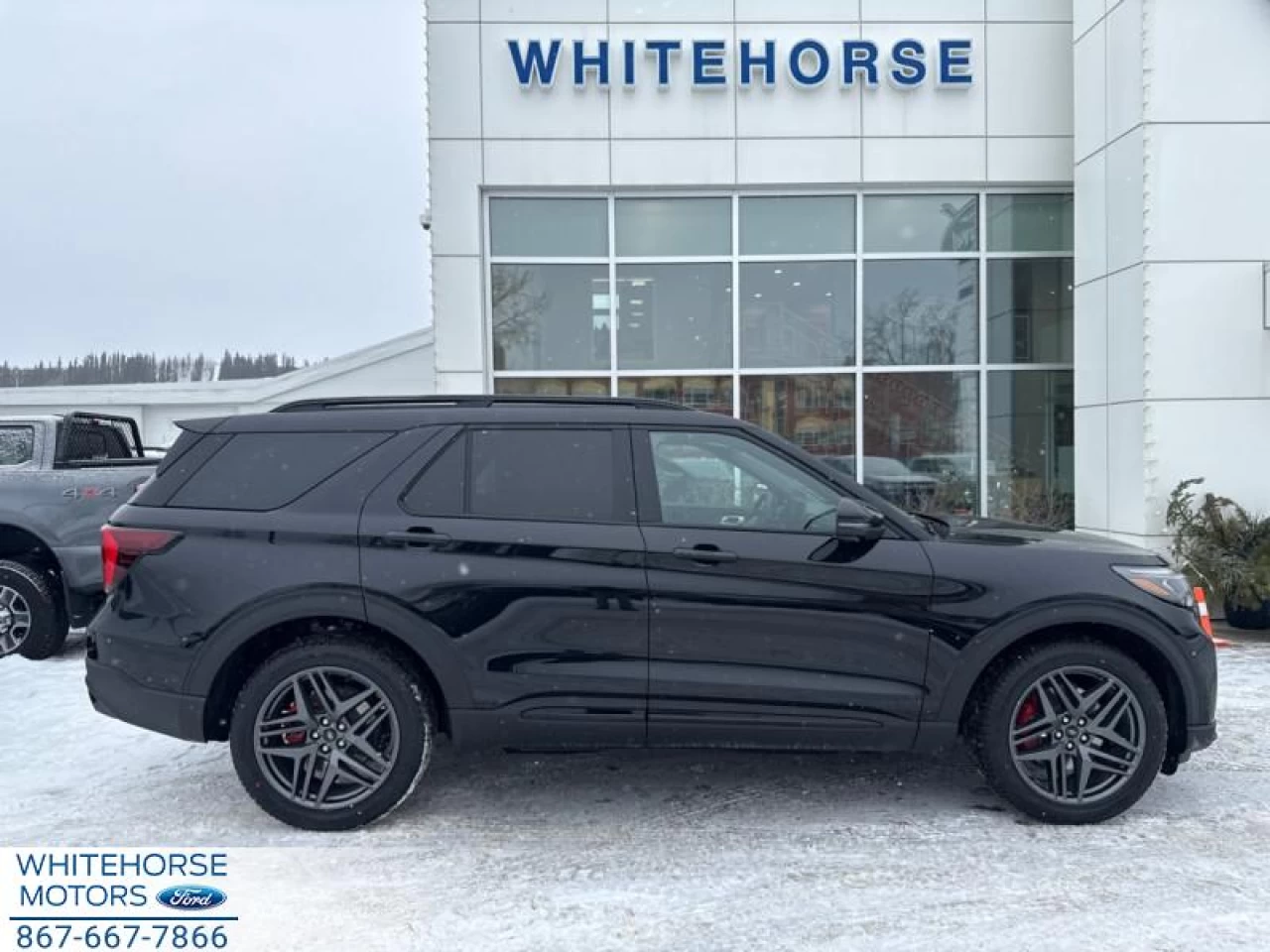 2025 Ford Explorer ST Main Image
