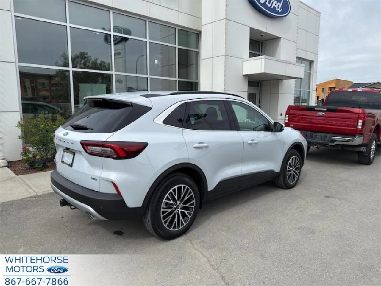 2025 Ford Escape PHEV Main Image