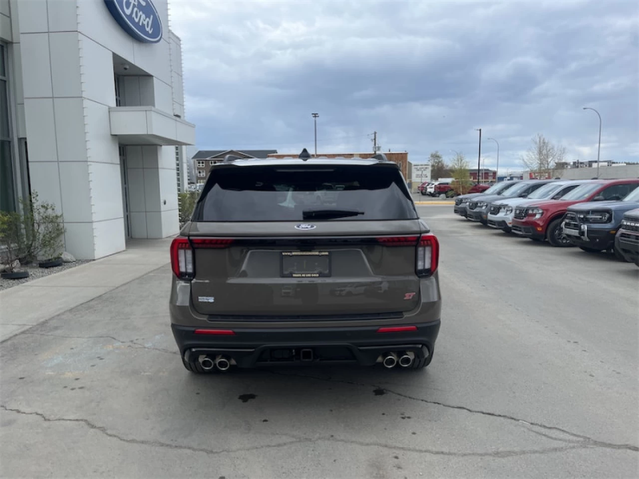 2026 Ford Explorer ST Main Image