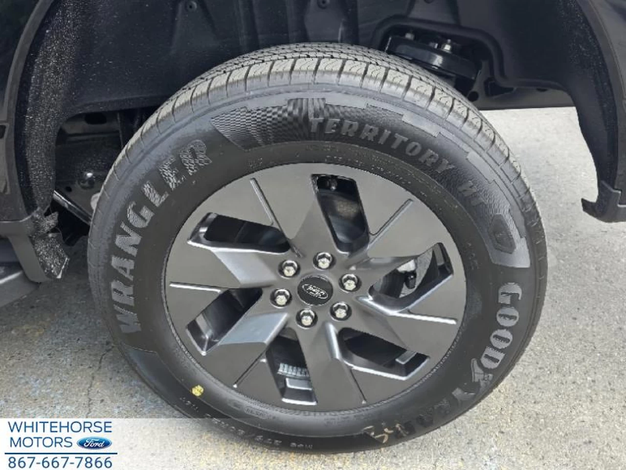 2025 Ford F-150 Lightning Flash Image principale