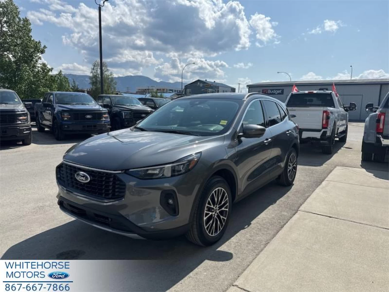 2025 Ford Escape PHEV Main Image