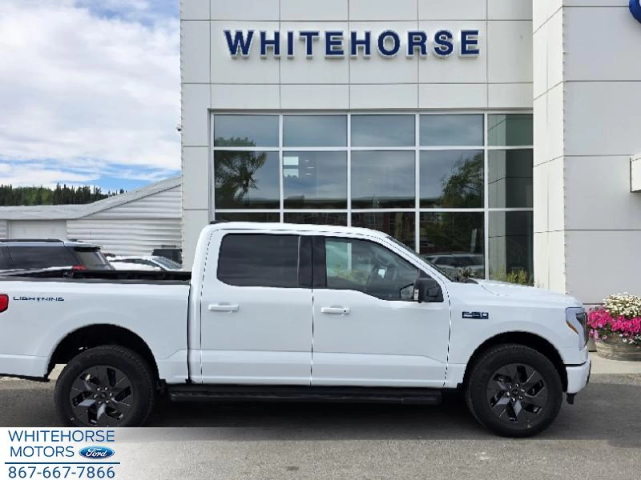 2025 Ford F-150 Lightning Flash Image principale