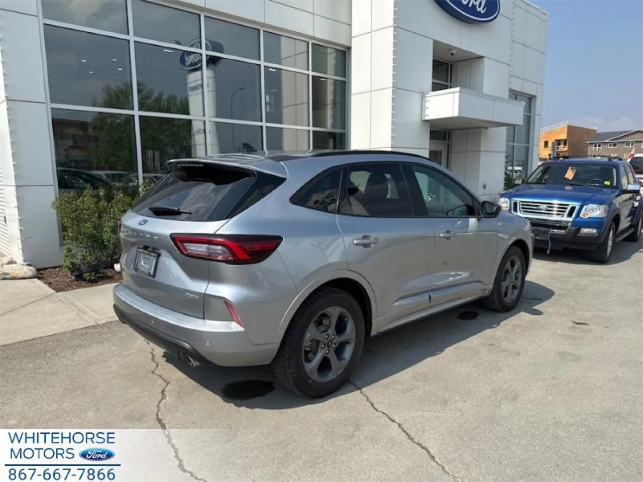 2023 Ford Escape ST-Line AWD Main Image