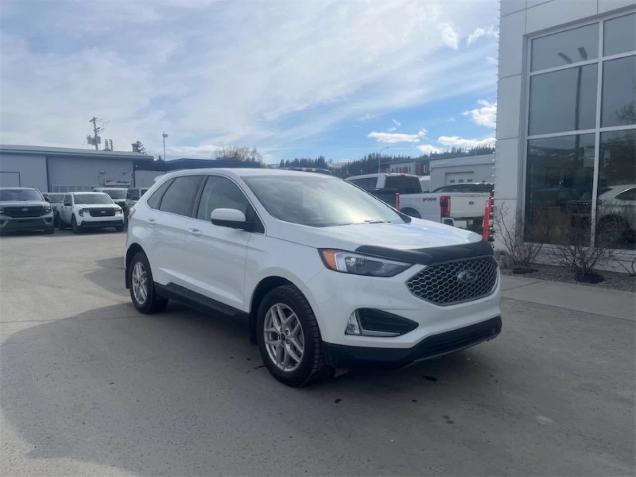 2024 Ford Edge SEL Main Image