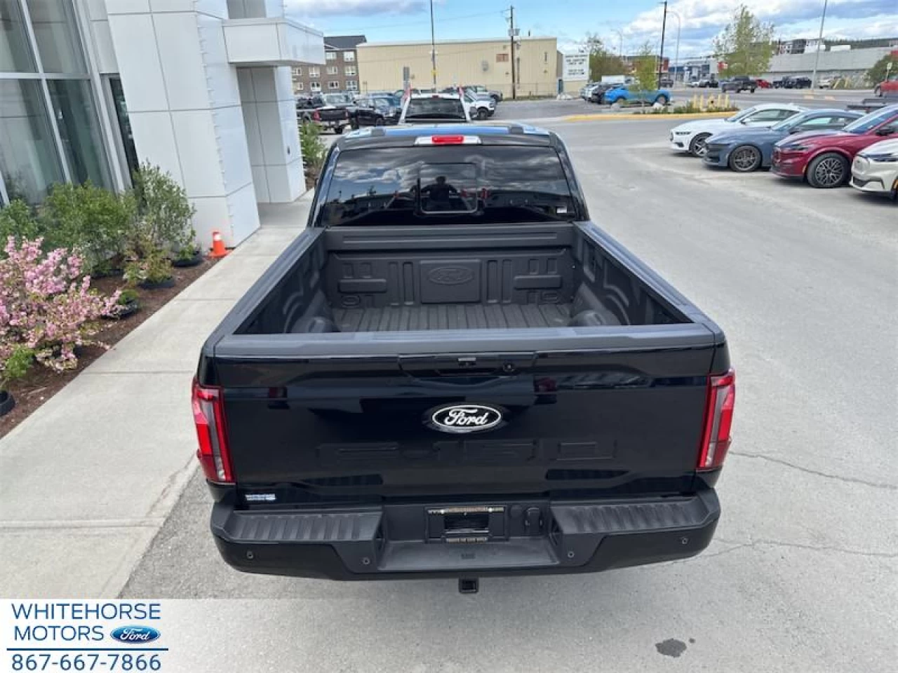 2025 Ford F-150 Lariat Main Image