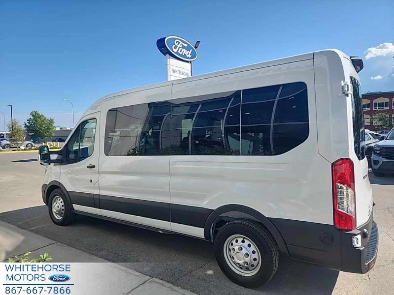 2025 Ford Transit 350 XL MR SLIDING 148WB Image principale