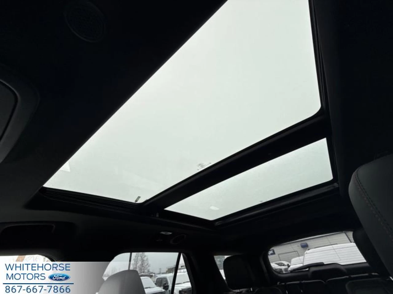 2025 Ford Explorer ST Main Image