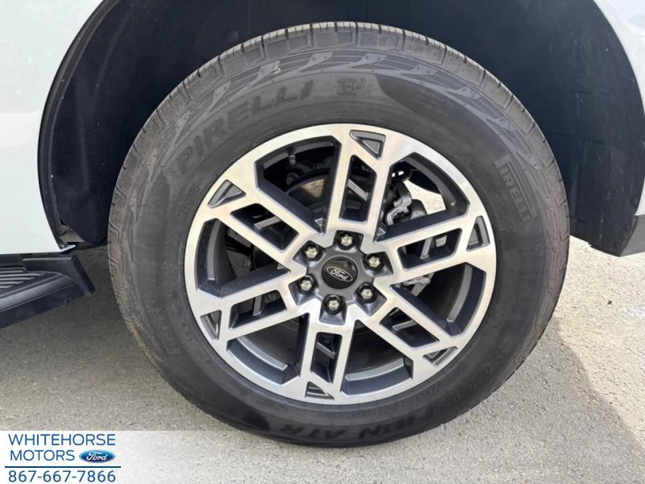 2025 Ford Expedition Active Main Image