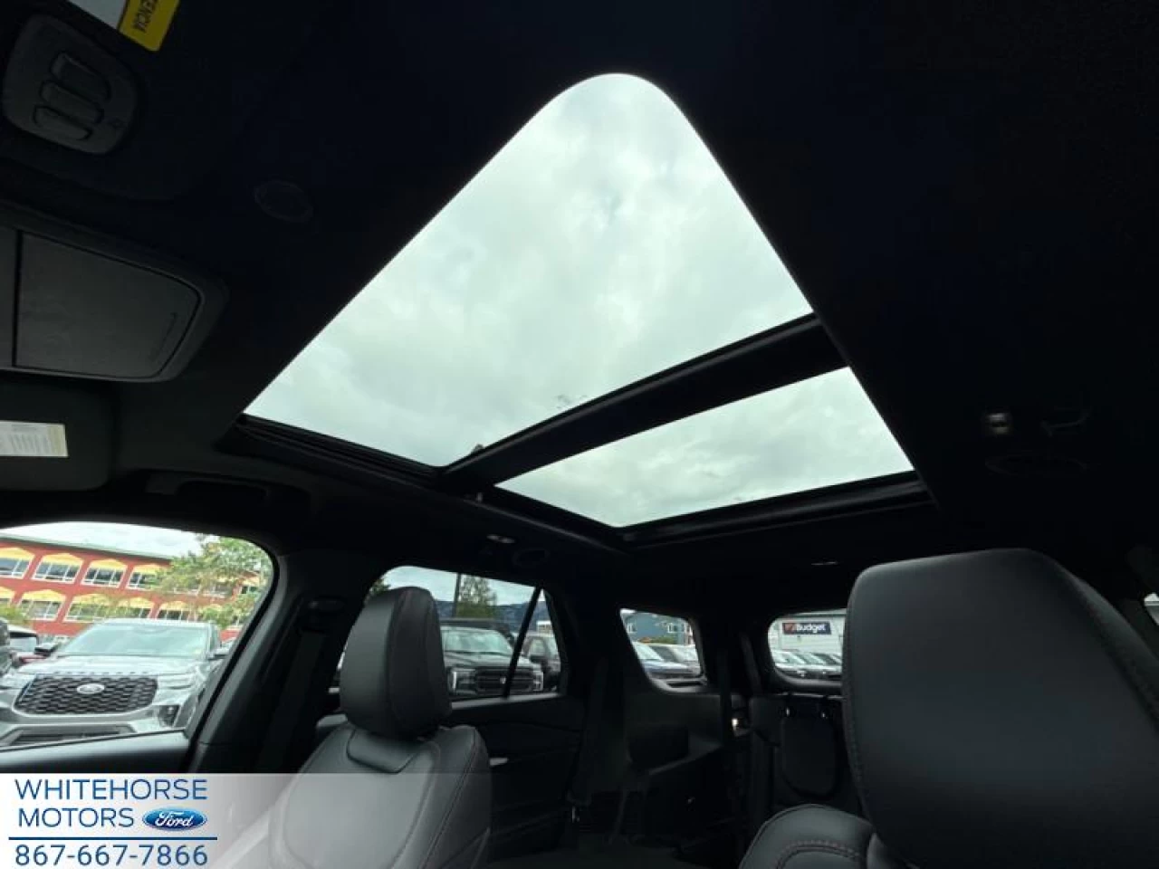 2025 Ford Explorer ST-Line Main Image