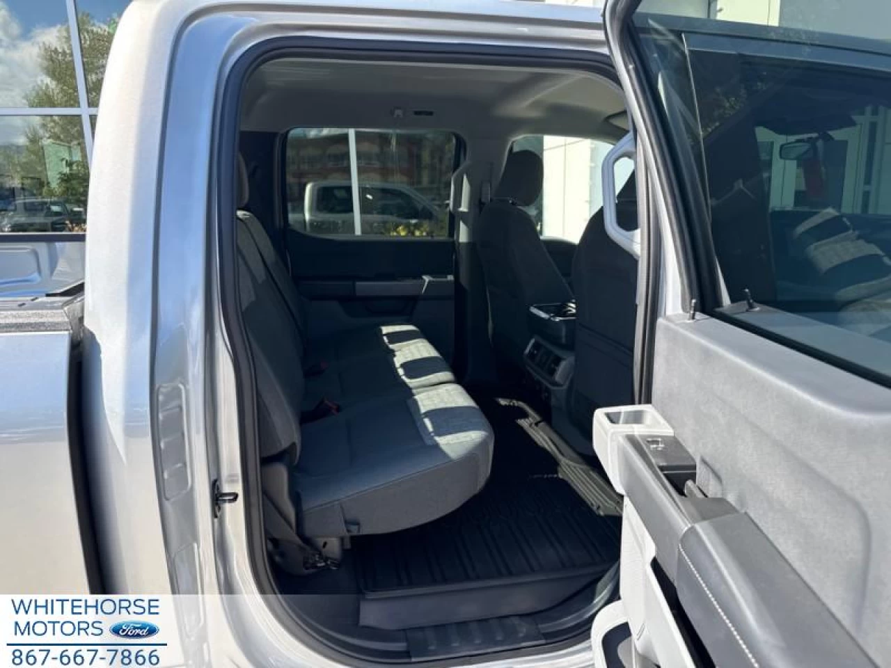 2023 Ford F-150 XLT Main Image