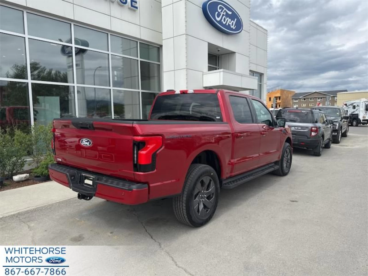 2025 Ford F-150 Lightning Flash Main Image