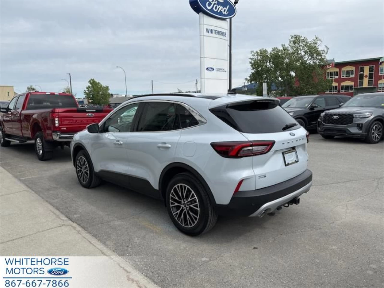 2025 Ford Escape PHEV Main Image
