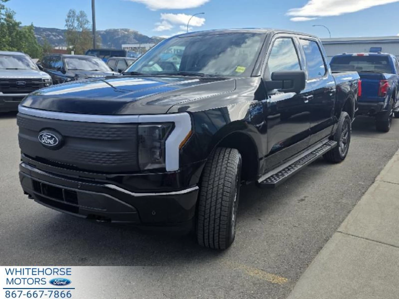 2025 Ford F-150 Lightning Flash Main Image