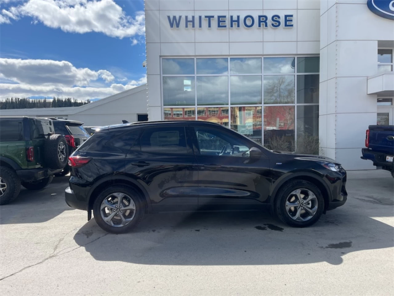 2025 Ford Escape ST-Line Main Image