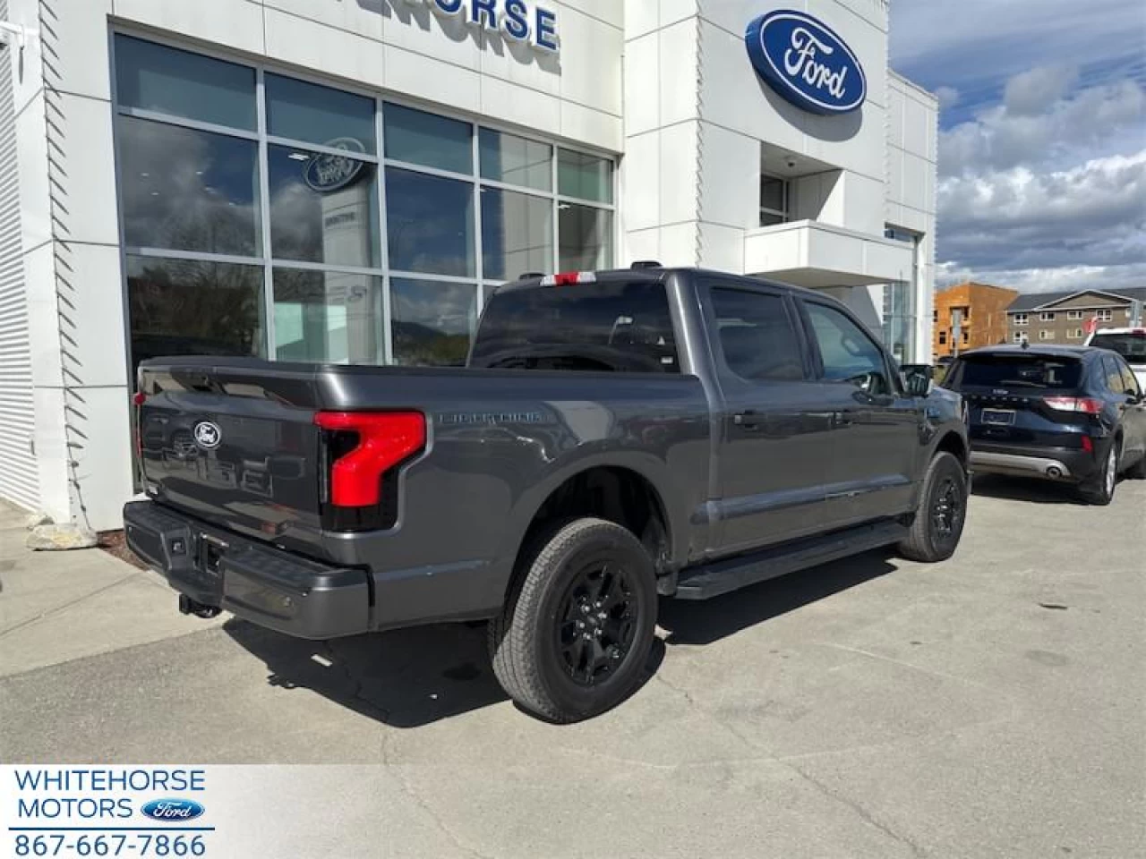 2025 Ford F-150 Lightning XLT Main Image