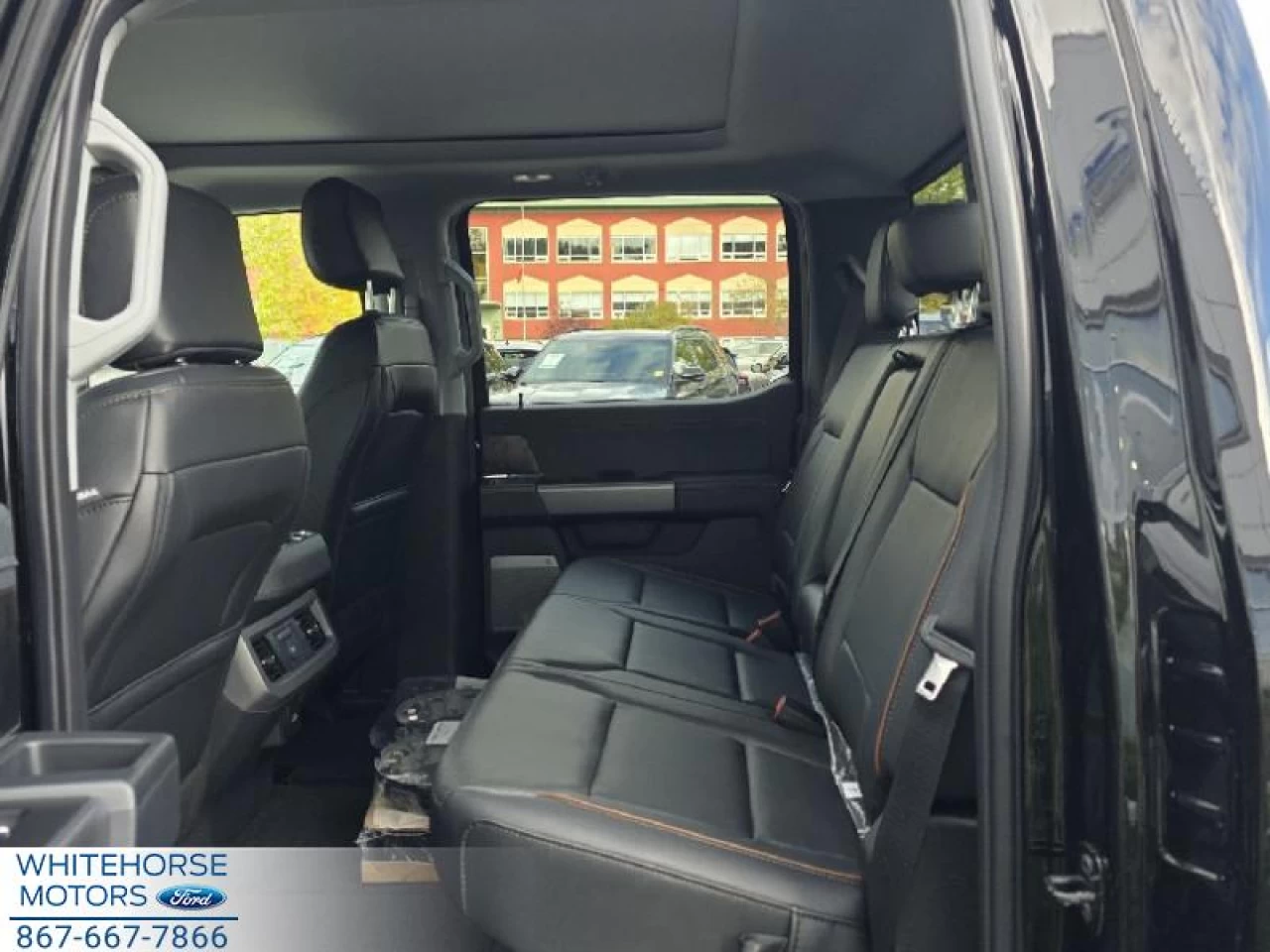 2026 Ford F-350 Super Duty Lariat Main Image