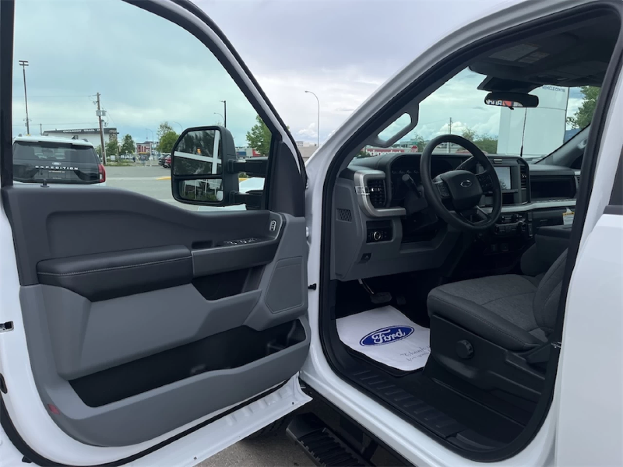 2026 Ford F-250 Super Duty XL Main Image