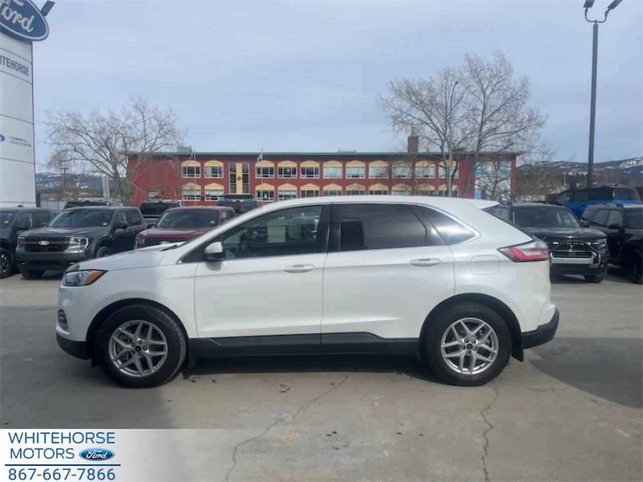 2024 Ford Edge SEL Main Image
