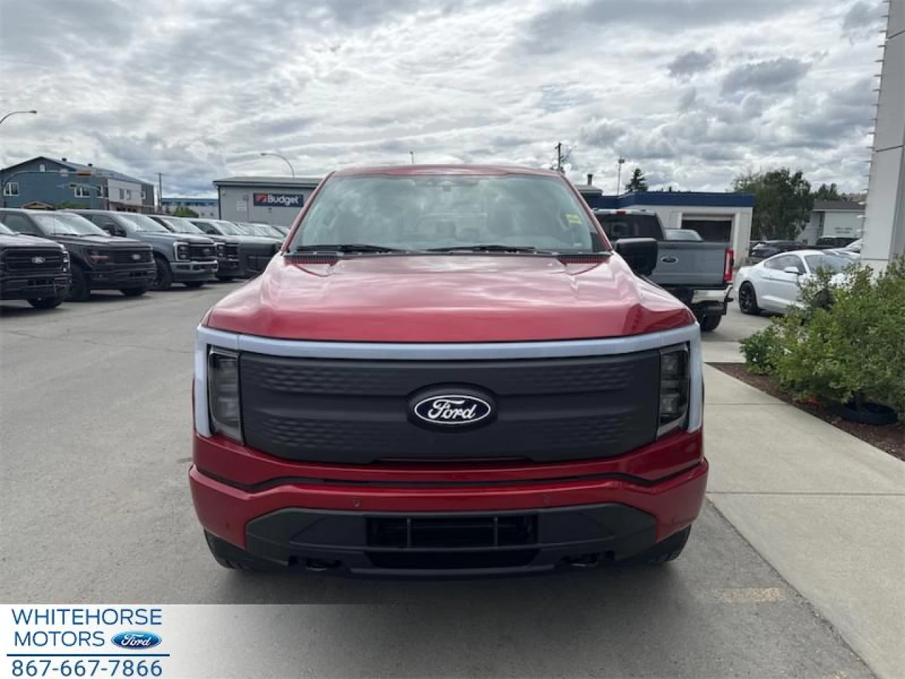 2025 Ford F-150 Lightning Flash Main Image