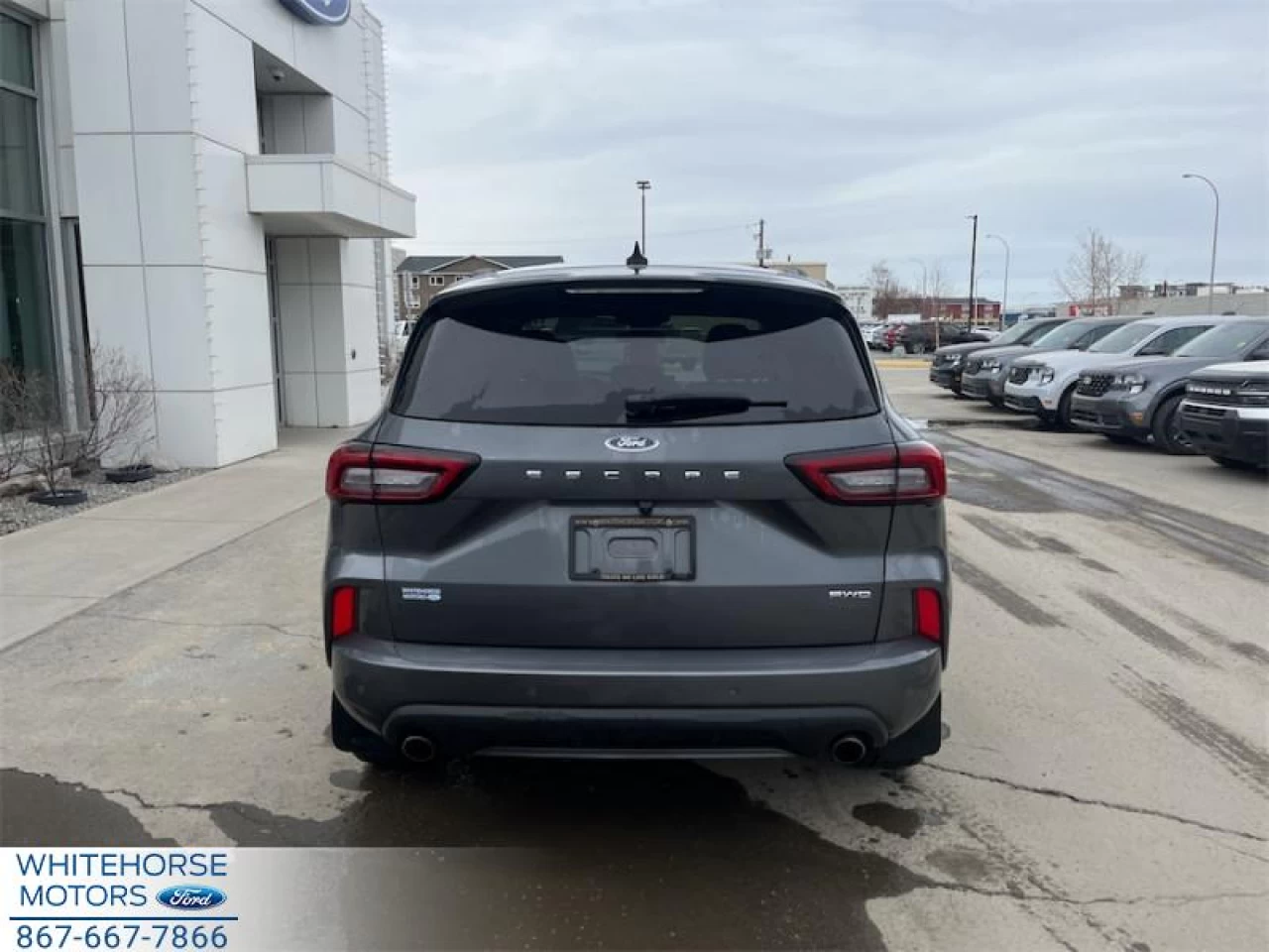 2023 Ford Escape ST-Line AWD Main Image