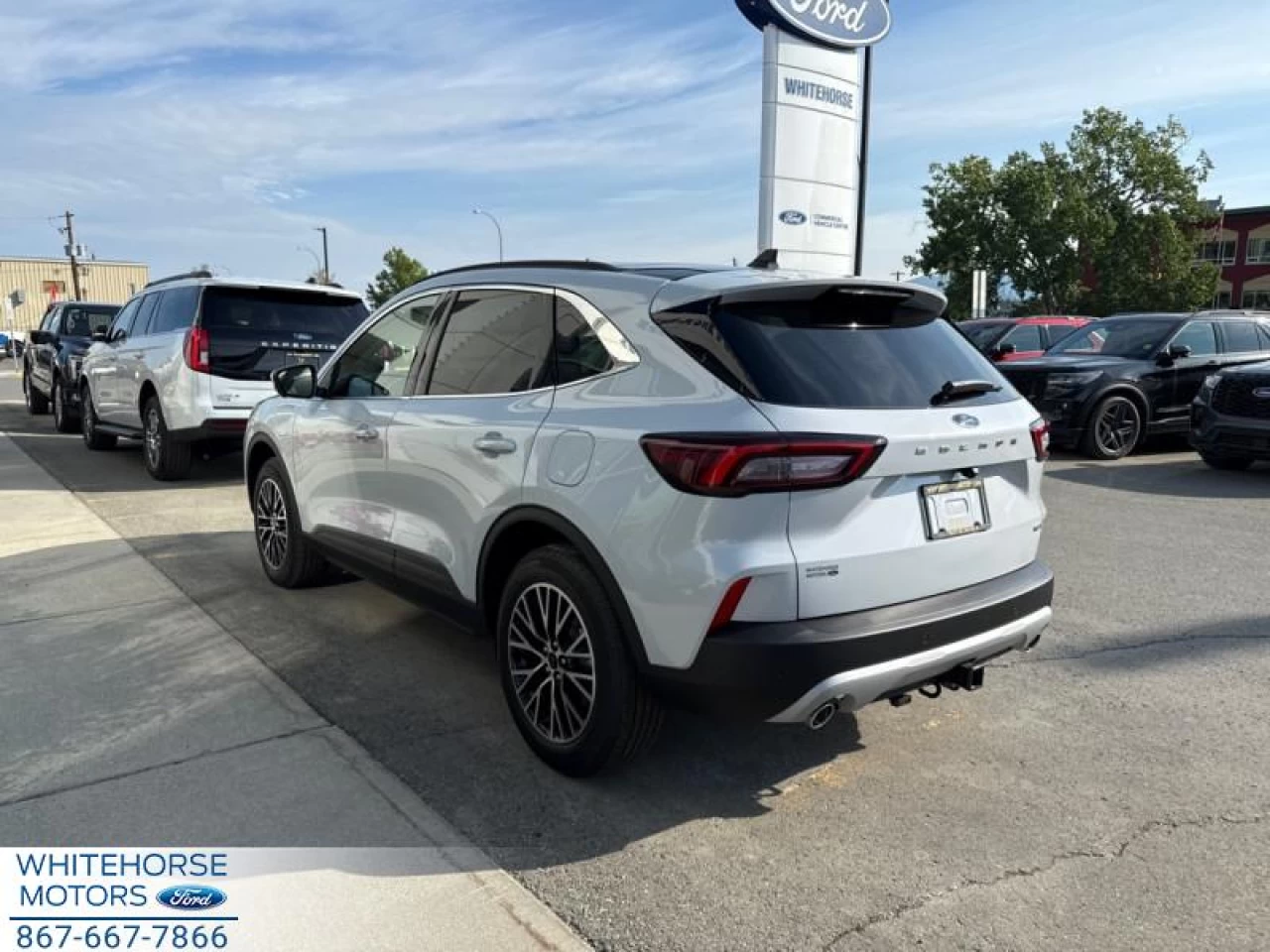 2025 Ford Escape PHEV Main Image