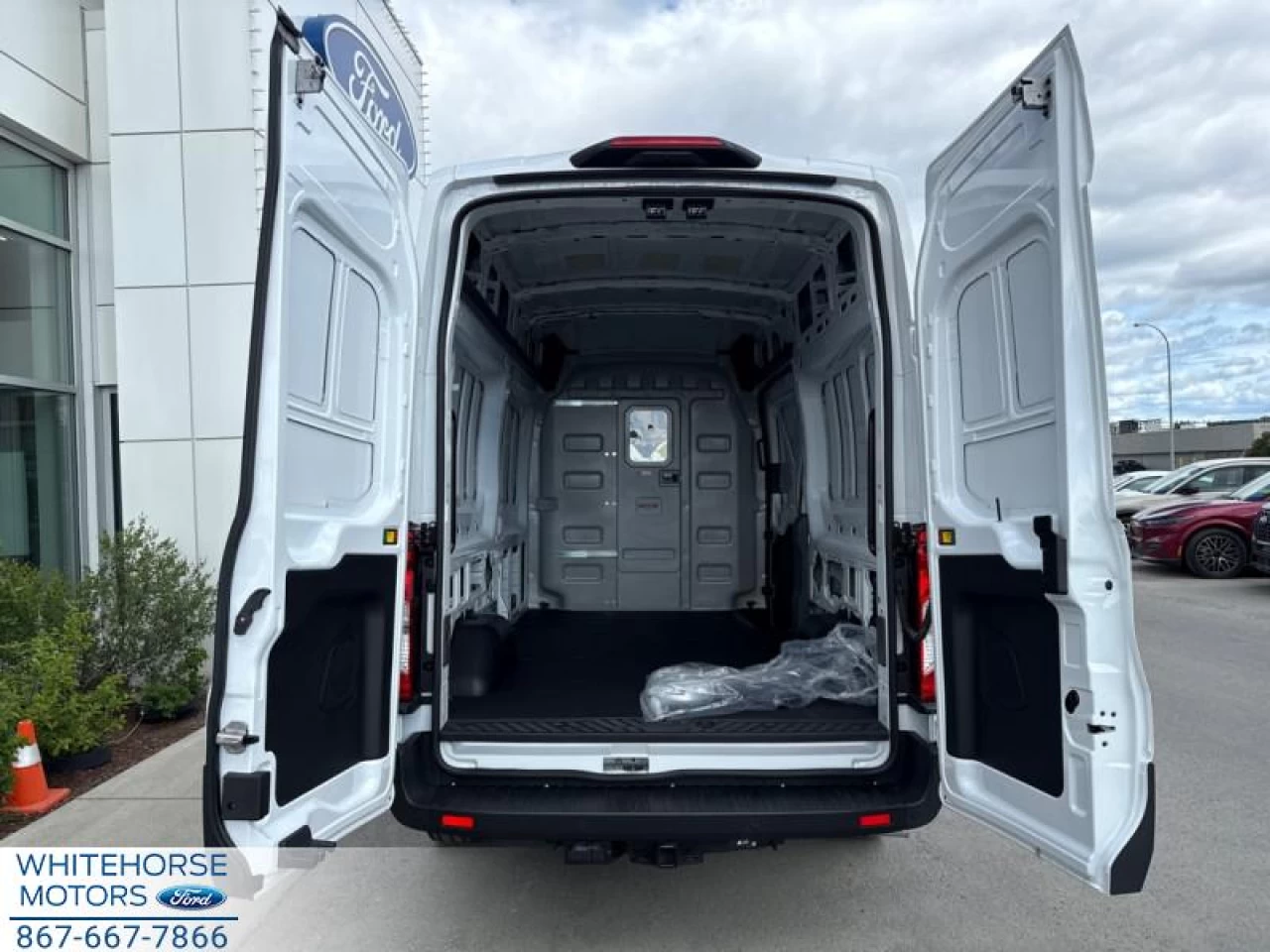 2025 Ford Transit Cargo Van T-250 148 HI RF 9070 GVWR Main Image
