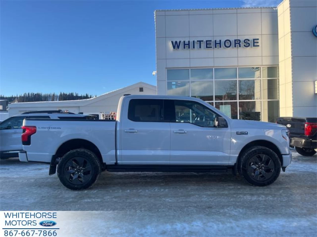 2025 Ford F-150 Lightning Flash Main Image