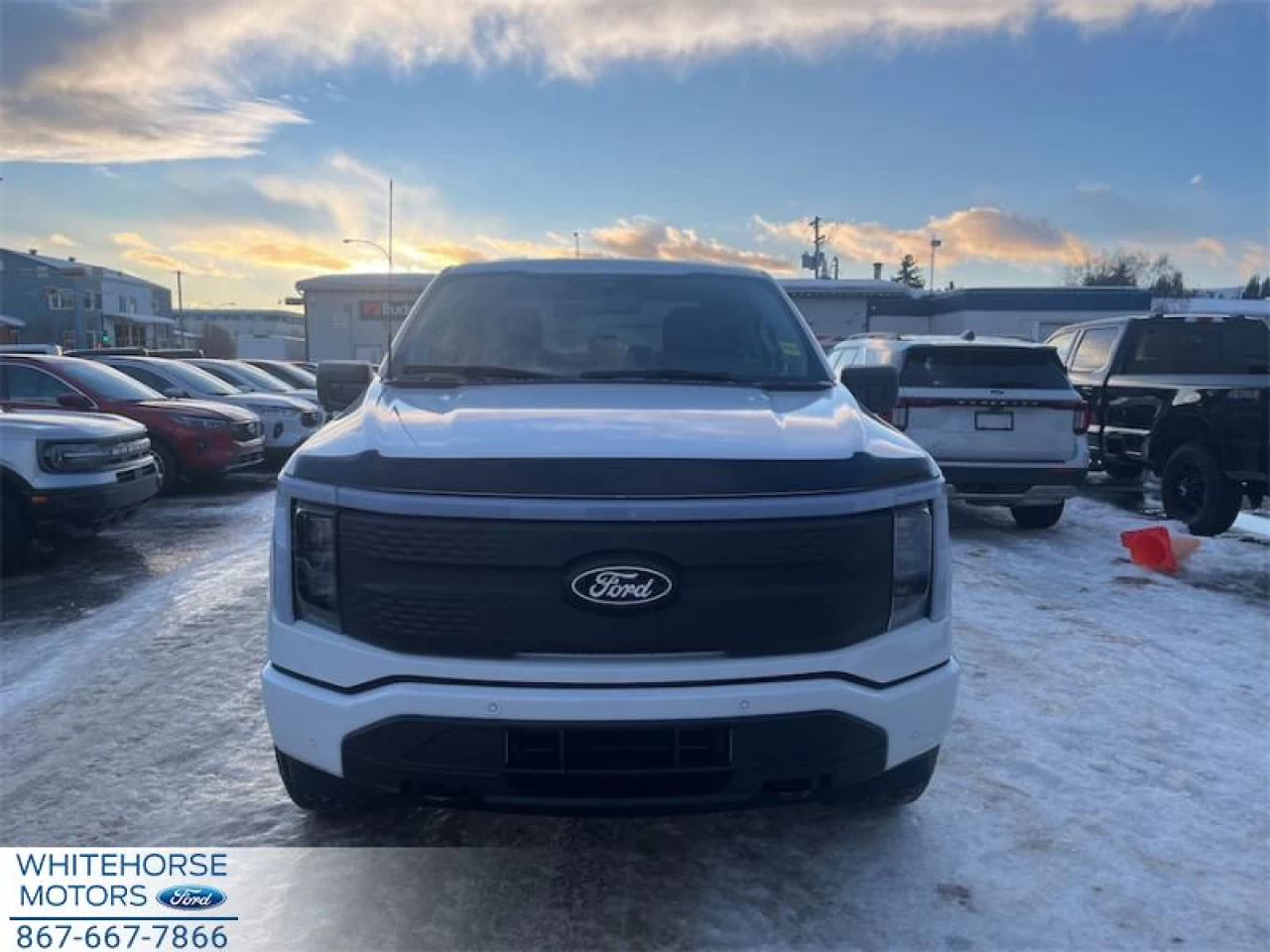 2025 Ford F-150 Lightning Flash Main Image