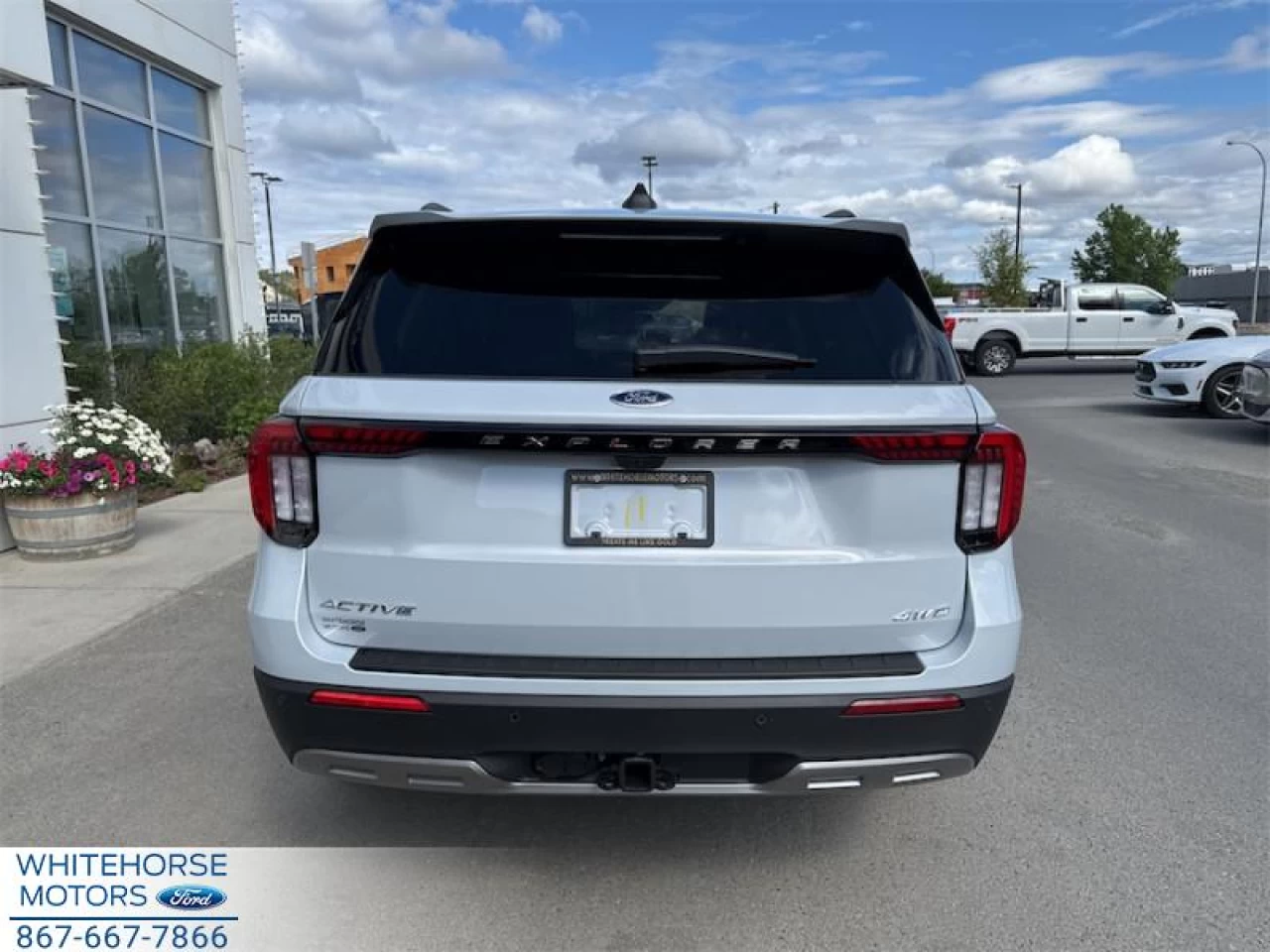 2025 Ford Explorer Active Main Image