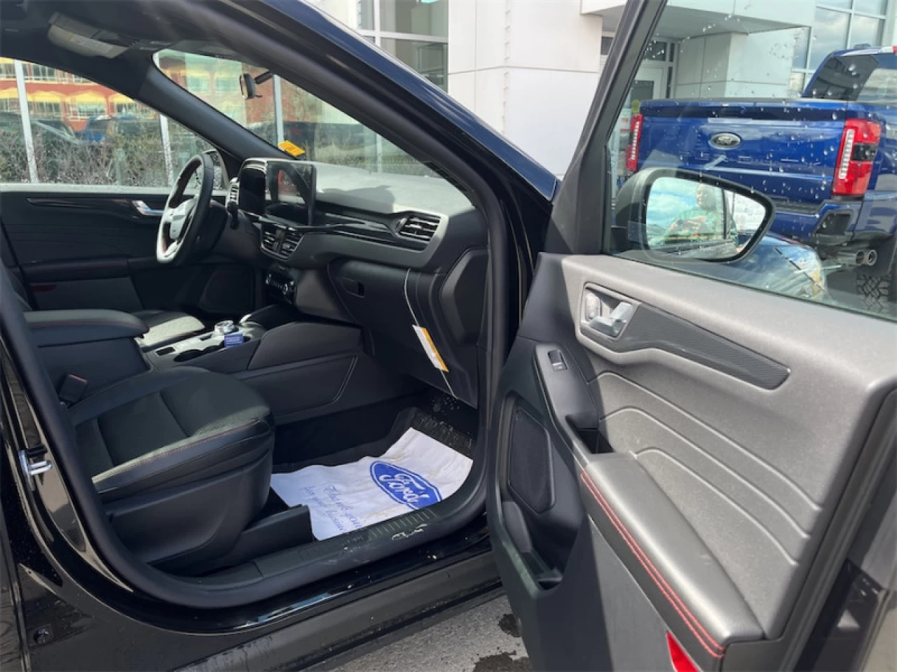 2025 Ford Escape ST-Line Main Image