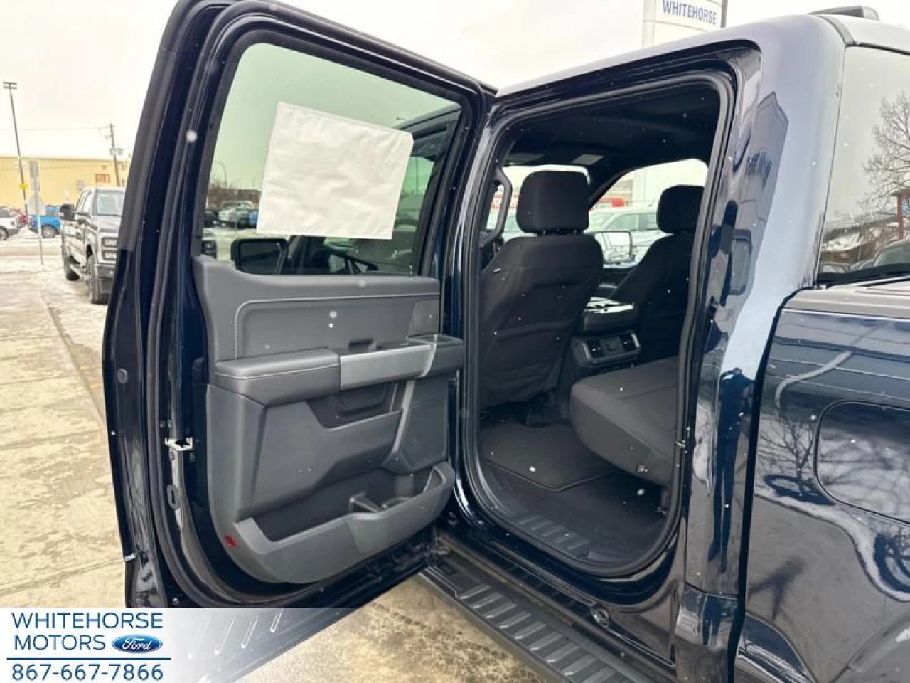 2025 Ford F-150 XLT Main Image