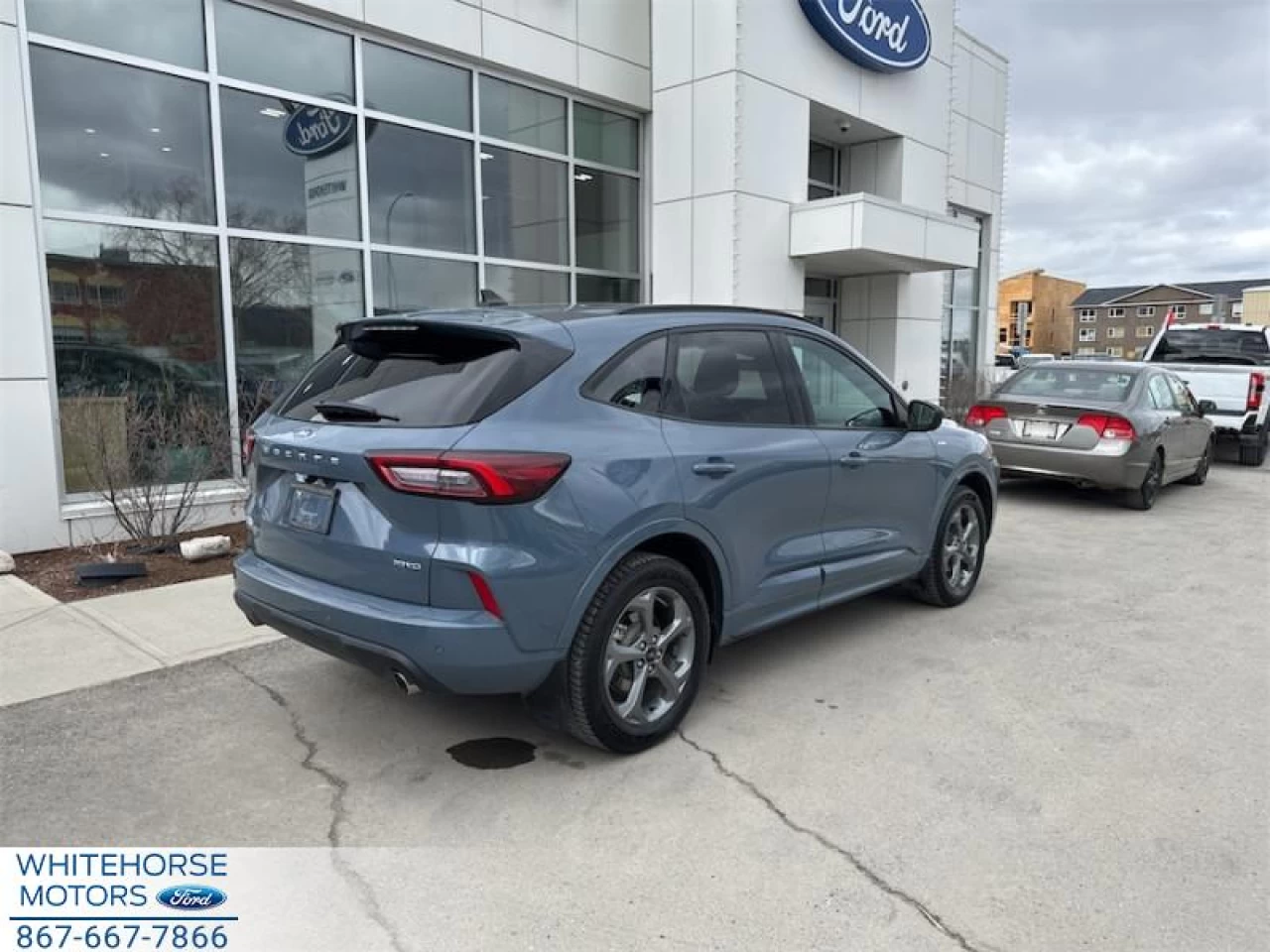 2023 Ford Escape ST-Line AWD Main Image