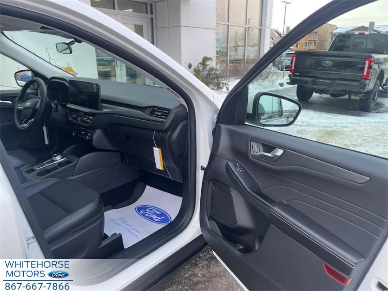 2025 Ford Escape PHEV Main Image