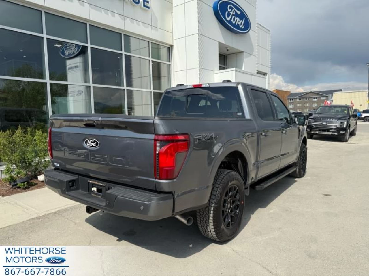 2025 Ford F-150 XLT Main Image