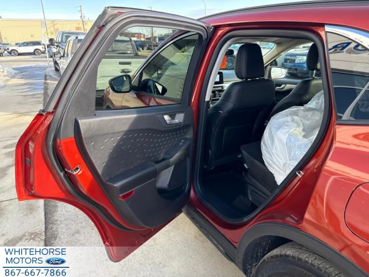 2020 Ford Escape SEL 4WD Main Image