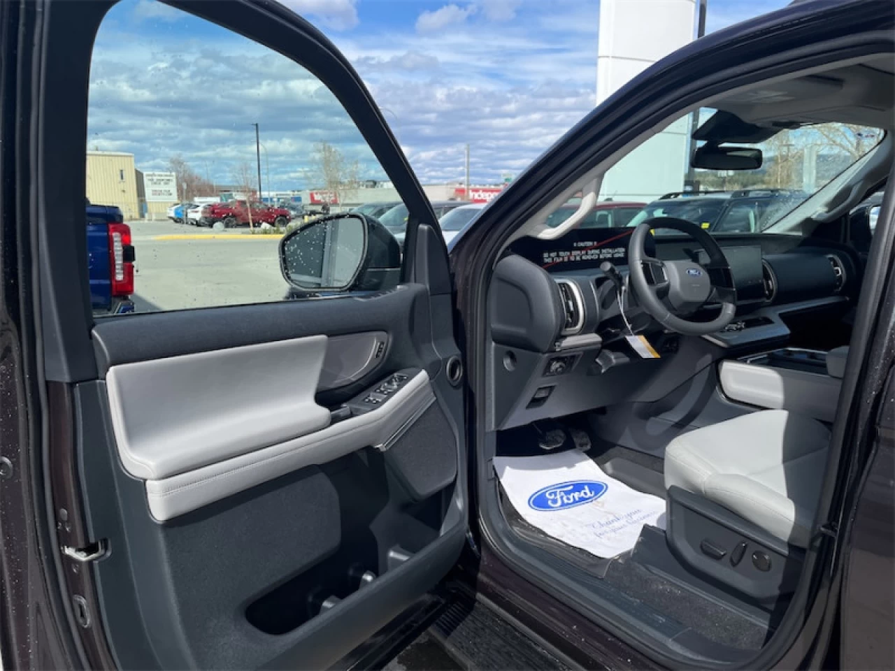 2026 Ford Expedition Max Active Image principale