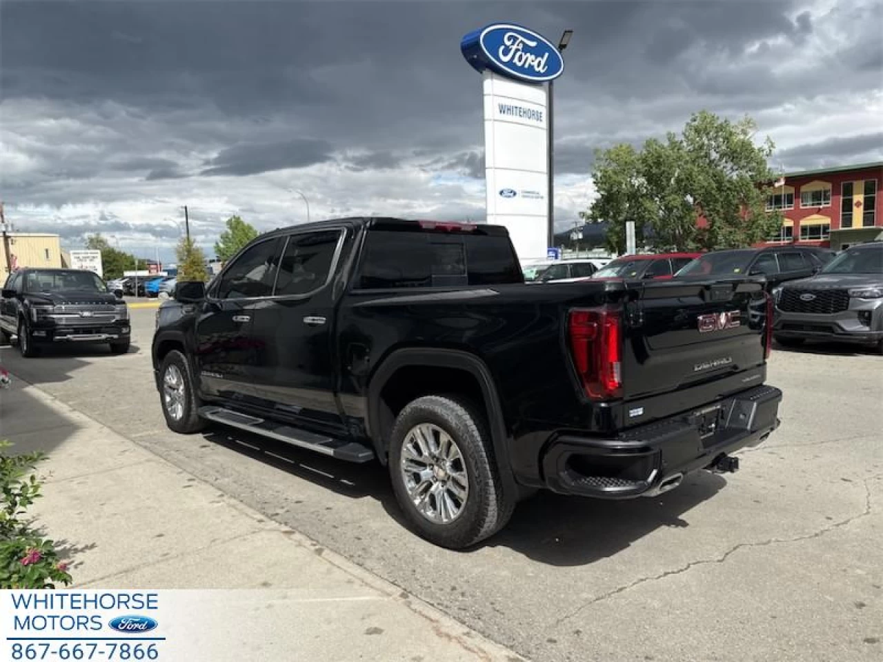 2023 GMC Sierra 1500 Denali Main Image