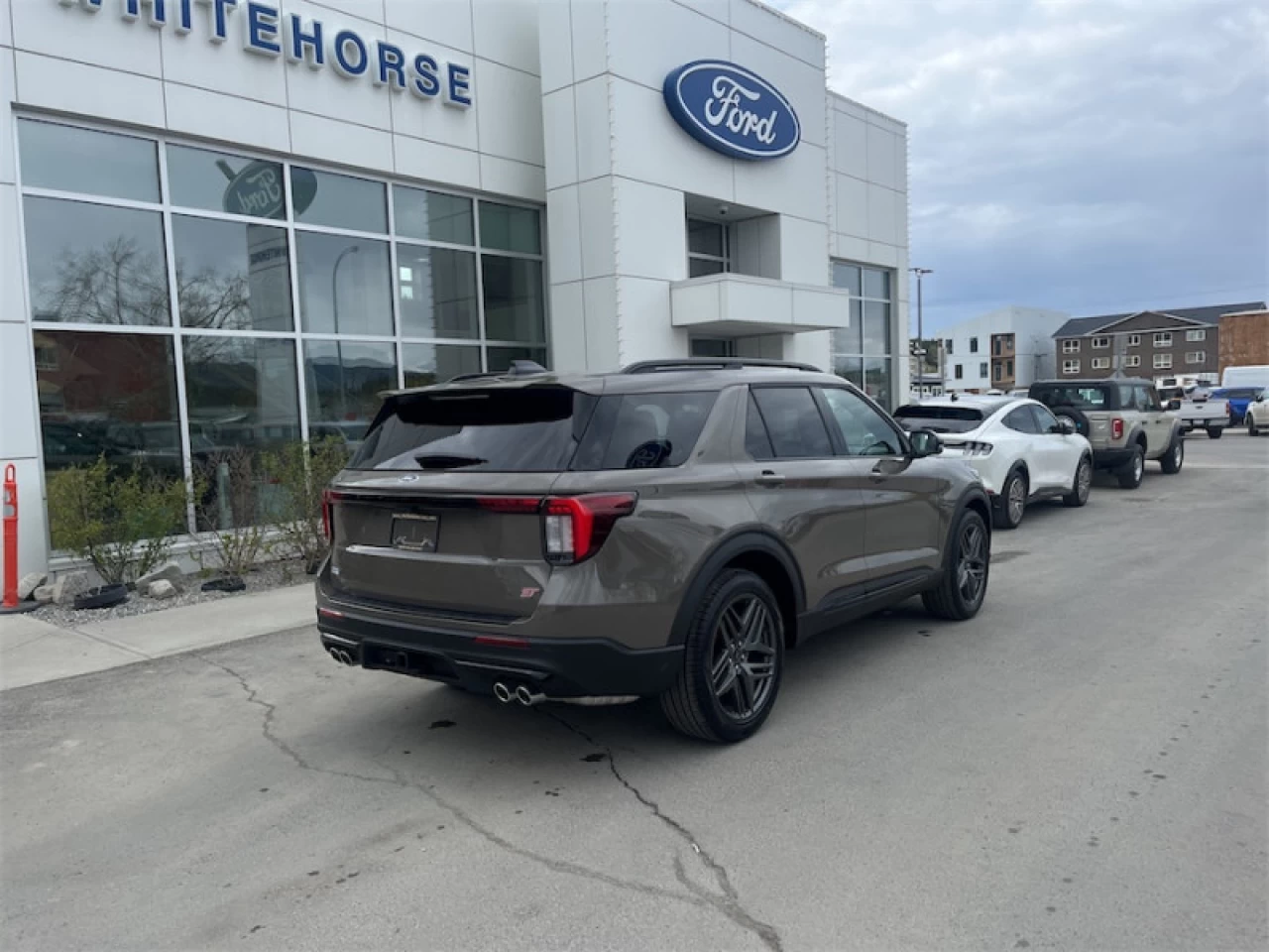 2026 Ford Explorer ST Main Image