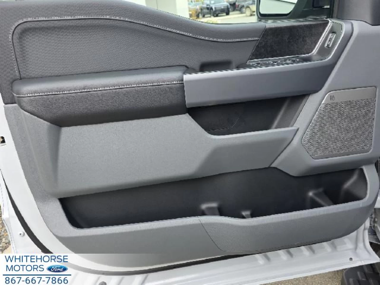 2025 Ford F-150 Lightning Flash Main Image