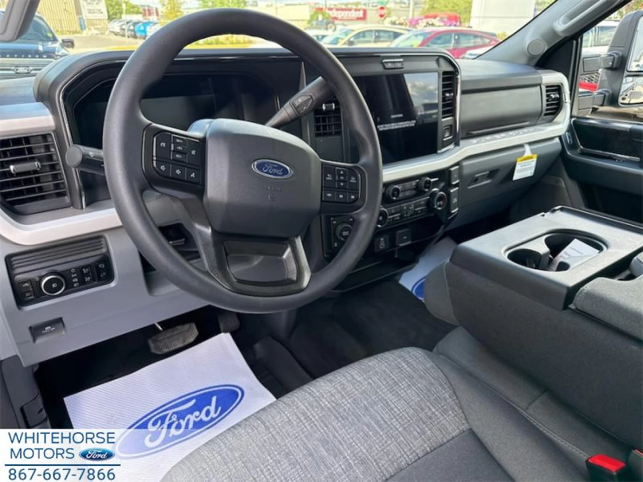 2025 Ford F-350 Super Duty XLT Image principale