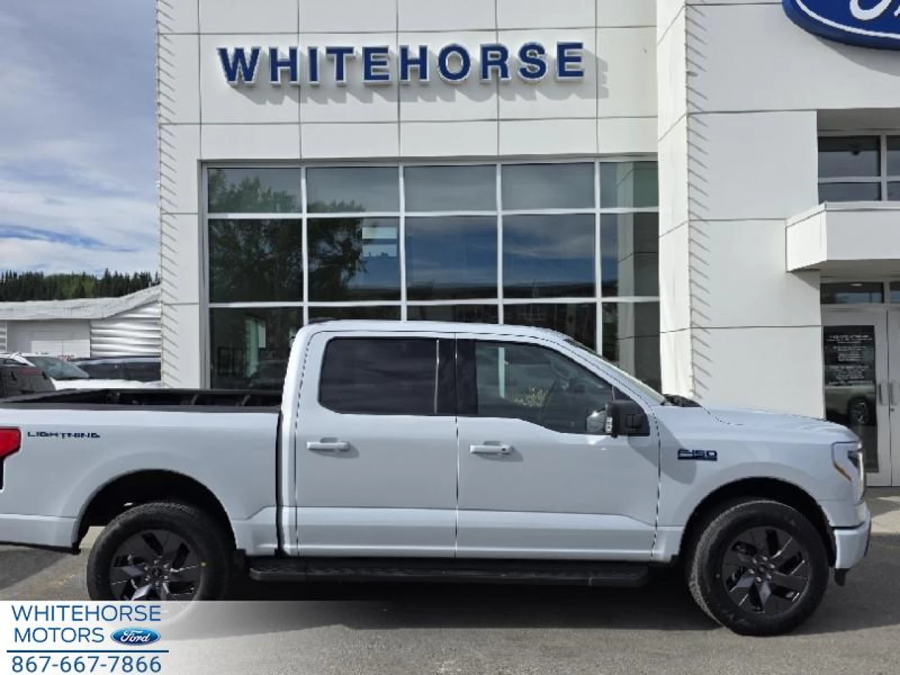 2025 Ford F-150 Lightning Flash Main Image