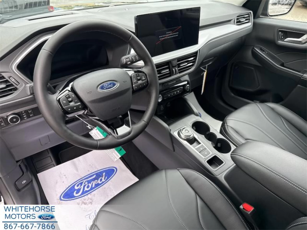 2025 Ford Escape PHEV Main Image