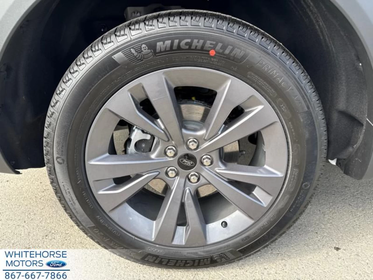 2025 Ford Explorer Active Main Image