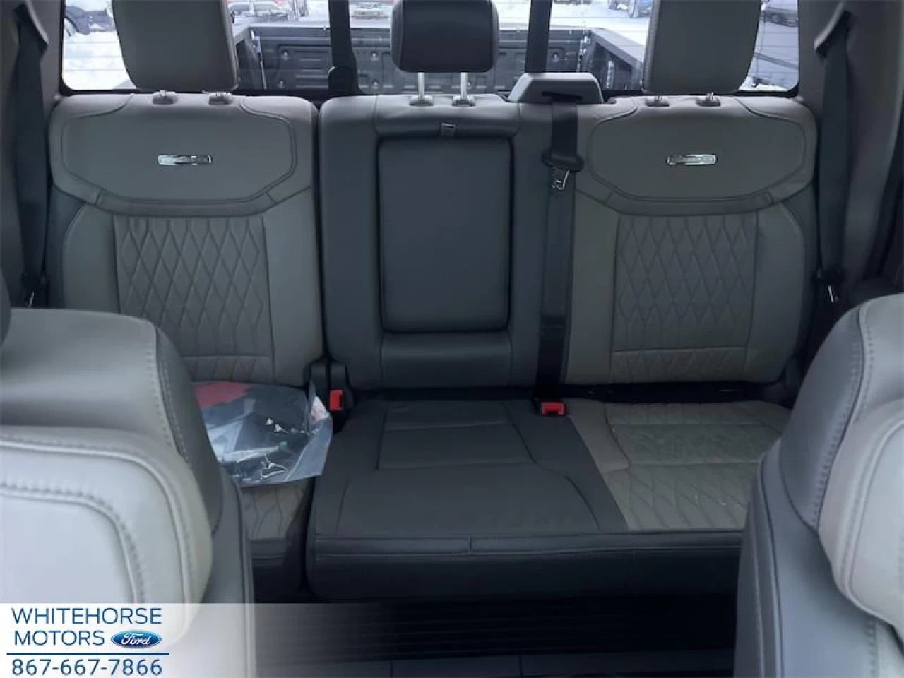 2025 Ford F-350 Platinum Image principale