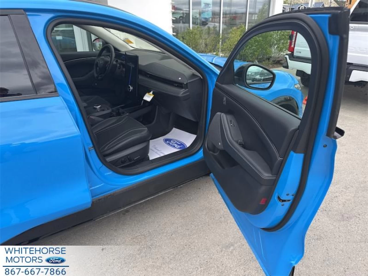 2024 Ford Mustang Mach-E Premium AWD Image principale