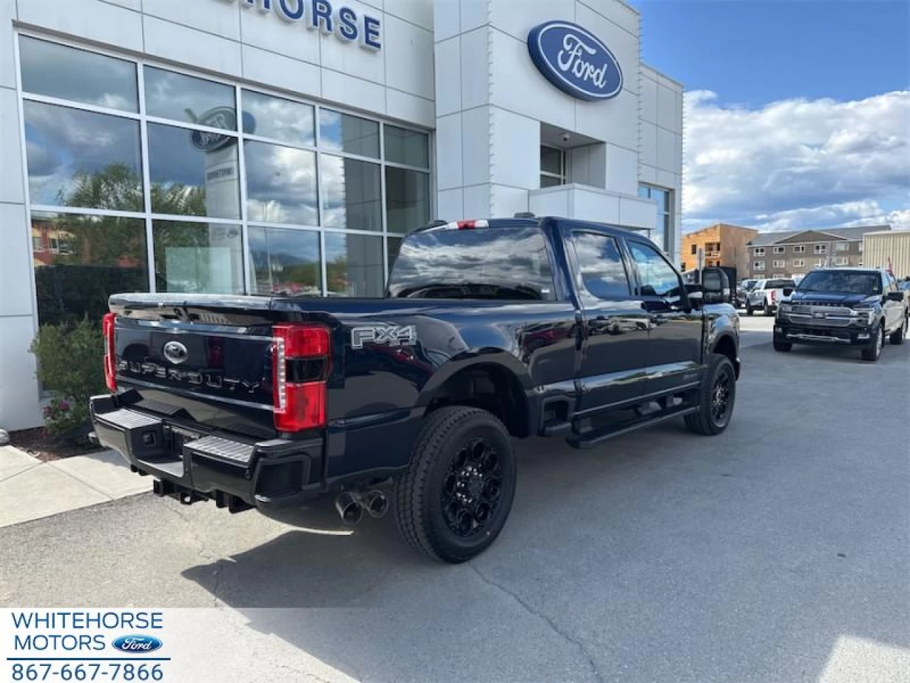 2025 Ford F-350 Super Duty XLT Main Image