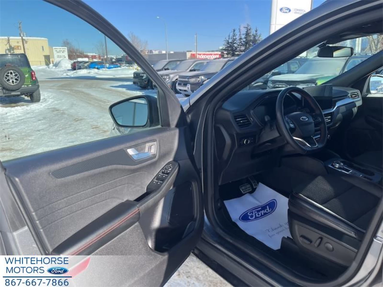 2023 Ford Escape ST-Line AWD Main Image