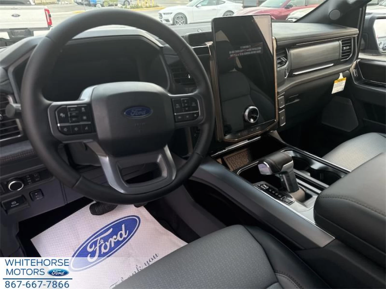 2025 Ford F-150 Lightning Lariat Main Image