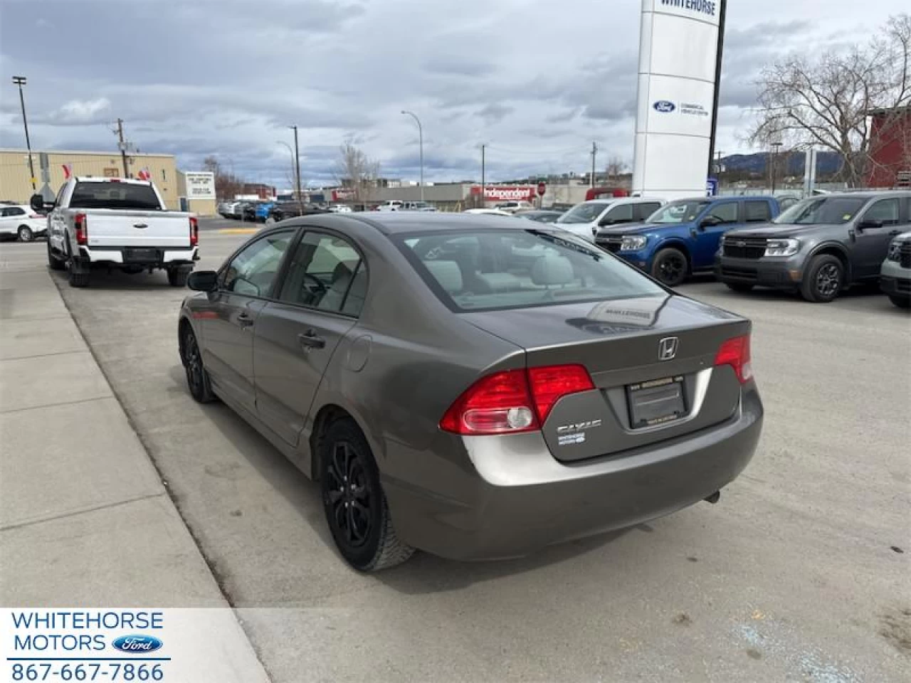 2006 Honda Civic Sedan DX Image principale